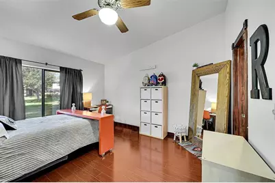 2351 NW 37th Ave, Pompano Beach, FL 33066 - Photo 9