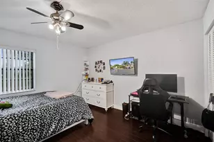 8740 Azalea Ct, Tamarac, FL 33321 - Photo 45