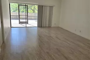 1030 NW 53rd St, Deerfield Beach, FL 33064 - Photo 7