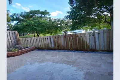 1030 NW 53rd St, Deerfield Beach, FL 33064 - Photo 25