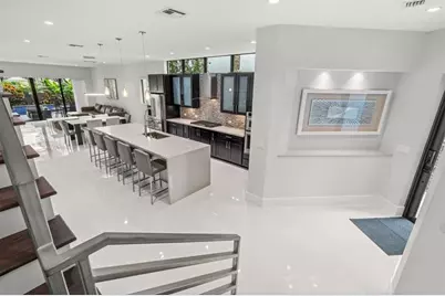 928 NE 16th Ave, Unit #928, Fort Lauderdale, FL 33304 - Photo 3