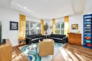 2633 NE 14th Ave, Wilton Manors, FL 33334 - Photo 9