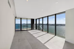 700 NE 24th St, Miami, FL 33137 - Photo 3