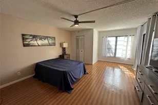 2206 S Cypress Bend Dr, Pompano Beach, FL 33069 - Photo 25