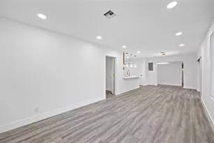 5710 NE 2nd Terrace, Fort Lauderdale, FL 33334 - Photo 9