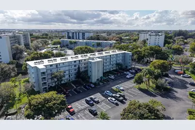 2230 N Cypress Bend Dr, Unit #108, Pompano Beach, FL 33069 - Photo 51