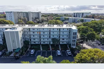 2230 N Cypress Bend Dr, Unit #108, Pompano Beach, FL 33069 - Photo 63