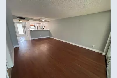 6000 NW 64th Ave, Unit #211, Tamarac, FL 33319 - Photo 5