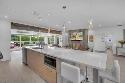 2212 NE 32nd Ave, Fort Lauderdale, FL 33305 - Photo 15
