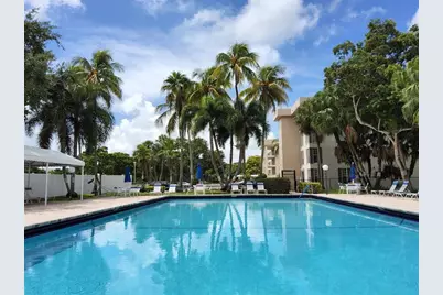 3151 S Palm Aire Dr, Unit #301, Pompano Beach, FL 33069 - Photo 1