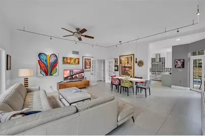 1722 NE 27th Dr, Wilton Manors, FL 33334 - Photo 7