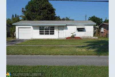 2160 NW 74th Ave - Photo 1