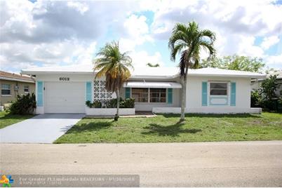6012 NW 68th Ter - Photo 1