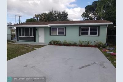432 NW 16th Ave - Photo 1