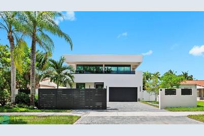 511 NE 10th Ave, Fort Lauderdale, FL 33301 - Photo 1