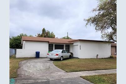 10430 NW 24th Ct - Photo 1