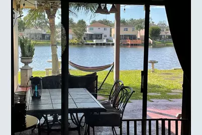 11600 NW 13th Ct, Pembroke Pines, FL 33026 - Photo 1