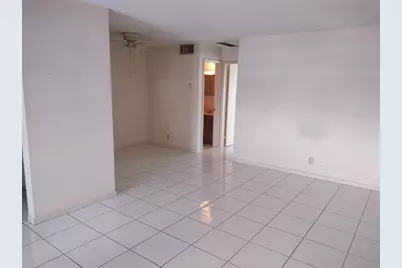 2050 NE 39th St, Unit #307-E, Lighthouse Point, FL 33064 - Photo 1