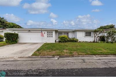 1140 NW 74th Ave - Photo 1