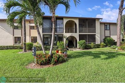 328  Knotty Pine Cir, Unit #A2, Greenacres, FL 33463 - Photo 1