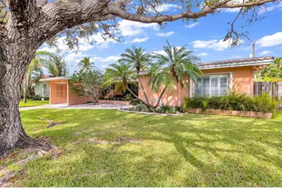 2725 SE 5th Ct, Pompano Beach, FL 33062 - Photo 1