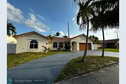14790 SW 151st Ter - Photo 1