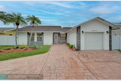 4940 NW 92nd Ave - Photo 1