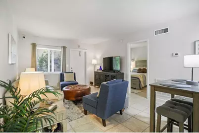 2643 NE 8th Ave, Unit #4, Wilton Manors, FL 33334 - Photo 1