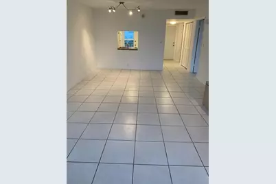 1893 S Ocean Dr, Unit #610, Hallandale Beach, FL 33009 - Photo 1