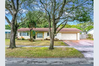 5591 SW 3rd Ct, Plantation, FL 33317 - Photo 1