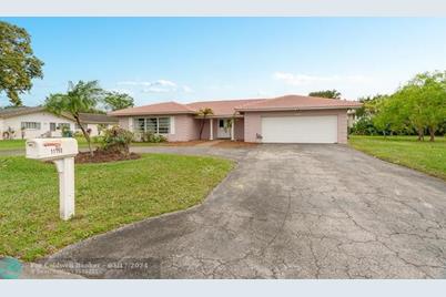 11160 NW 23rd Ct - Photo 1