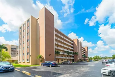 500 NE 12th Ave, Unit #302, Hallandale Beach, FL 33009 - Photo 1