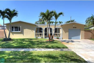 5049 SW 88th Ter - Photo 1