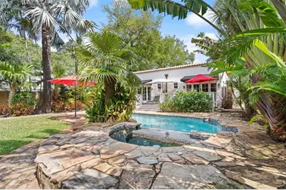 613 SE 12th Terrace, Fort Lauderdale, FL 33301 - Photo 1