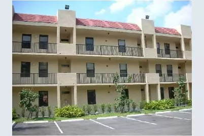 6729  Coral Lake Dr, Margate, FL 33063 - Photo 1