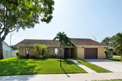 2101 NW 101st Ter, Pembroke Pines, FL 33026 - Photo 1
