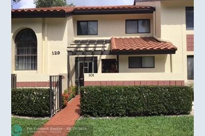 10415 S Circle Lake Drive, Unit #101, Boynton Beach, FL 33437 - Photo 1