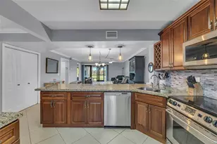 960 NW 45th St, Deerfield Beach, FL 33064 - Photo 1