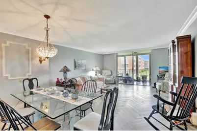 201 SE 11th Ter, Unit #204, Dania Beach, FL 33004 - Photo 1