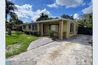 3230 NW 4th St, Lauderhill, FL 33311 - Photo 1