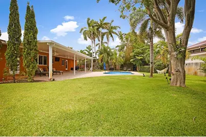 901 NE 3rd St, Pompano Beach, FL 33060 - Photo 1