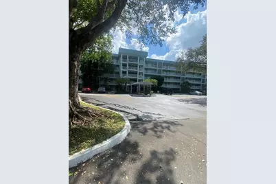 802  Cypress Grove Ln, Unit #408, Pompano Beach, FL 33069 - Photo 1