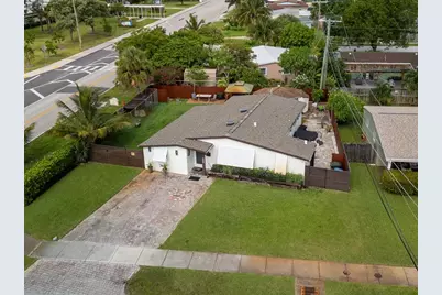 5601 NE 8th Ave, Oakland Park, FL 33334 - Photo 1