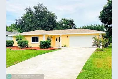 2625  Orange Grove Dr, Sebring, FL 33870 - Photo 1