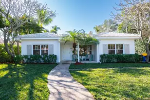 252 Bloomfield Dr, West Palm Beach, FL 33405 - Photo 1