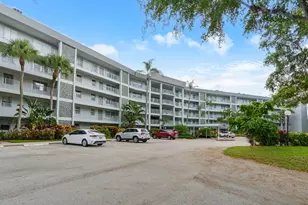 4020 W Palm Aire Dr, Pompano Beach, FL 33069 - Photo 1