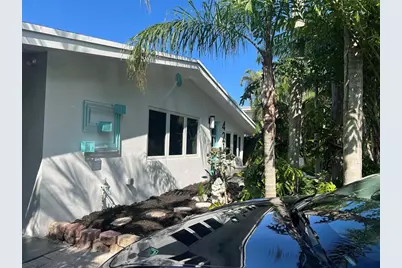 421 NE 21st Ct, Wilton Manors, FL 33305 - Photo 1