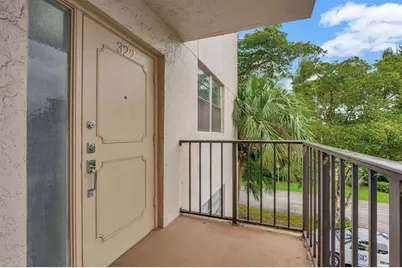2571 Aragon Boulevard #322, Sunrise, FL 33322 - Photo 1