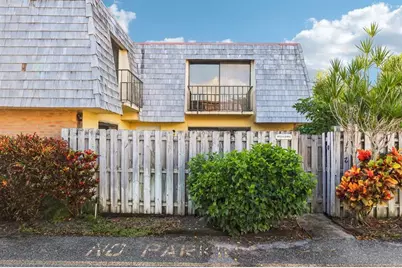 172  Lake Arbor Dr, Palm Springs, FL 33461 - Photo 1