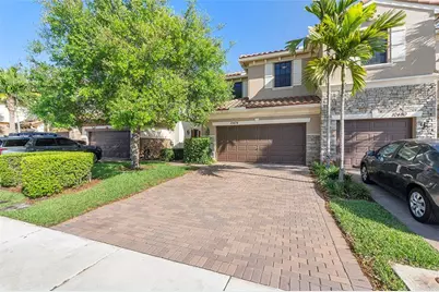 10474  Wellington Parc Dr, Wellington, FL 33449 - Photo 1